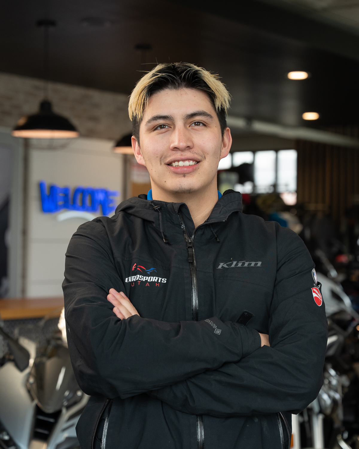 Photo of Cesar Flores